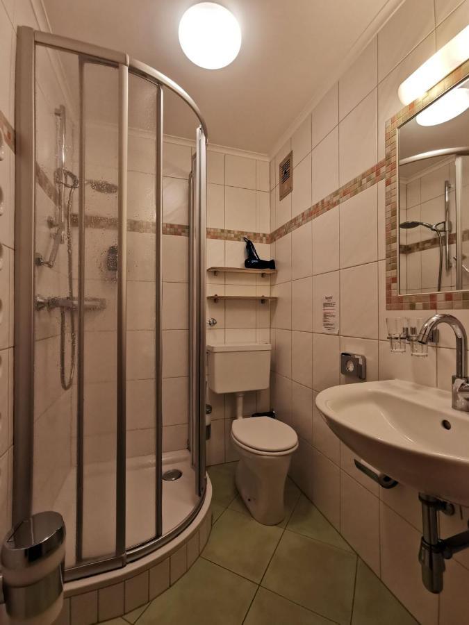Das Kleine Familienhotel Koch Krems in Kaernten Esterno foto